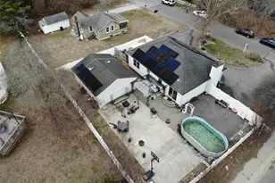 2 1st St, Coram, NY 11727 - Photo 31