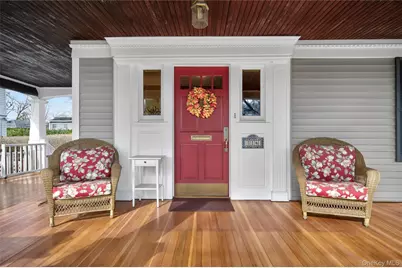 114 Roosevelt Street, Garden City, NY 11530 - Photo 3