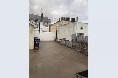 10416 124th Street, Richmond Hill, NY 11419 - Photo 11