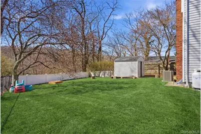 18 Shelter Drive, Sound Beach, NY 11789 - Photo 21