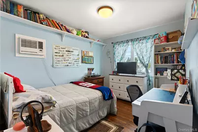 182 Montgomery Avenue, West Babylon, NY 11704 - Photo 13