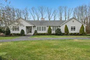 1115 White Eagle Dr, Laurel, NY 11948 - Photo 7