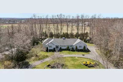 1115 White Eagle Drive, Laurel, NY 11948 - Photo 3