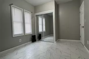 861 E 215th St, Bronx, NY 10467 - Photo 5