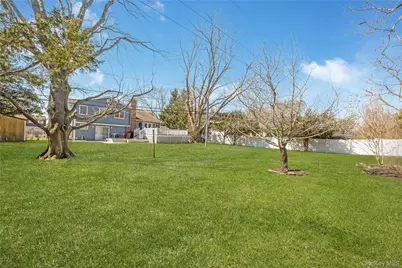 8 Shari Lane, East Northport, NY 11731 - Photo 33