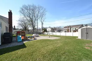 10 Maureen Dr, Hauppauge, NY 11788 - Photo 5