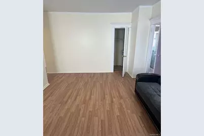 8811 185th Street, Hollis, NY 11423 - Photo 5