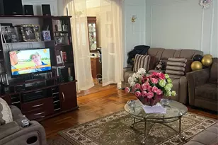 142-14 231st St, Springfield Gardens, NY 11413 - Photo 3