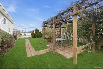 3292 Murdock Avenue, Oceanside, NY 11572 - Photo 13