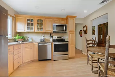 3292 Murdock Avenue, Oceanside, NY 11572 - Photo 5