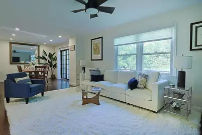 17 N Brook Road, Larchmont, NY 10538 - Photo 5