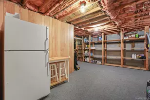 104 Stowe Dr, Poughquag, NY 12570 - Photo 37