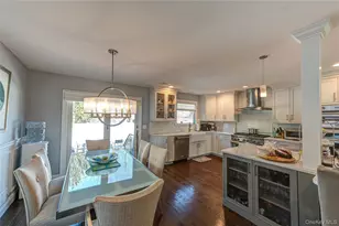 35 Circle Dr, Syosset, NY 11791 - Photo 7