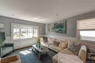 35 Circle Dr, Syosset, NY 11791 - Photo 3