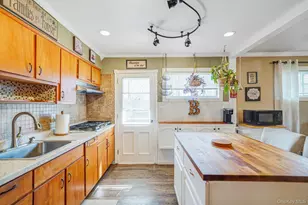 10 Pierre Dr, Commack, NY 11725 - Photo 17