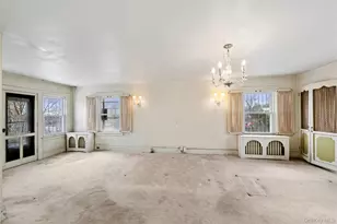 193-12 Foothill Ave, Hollis, NY 11423 - Photo 19