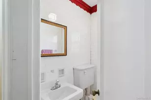 193-12 Foothill Ave, Hollis, NY 11423 - Photo 15