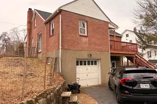 438 Powell Ave, Newburgh, NY 12550 - Photo 3