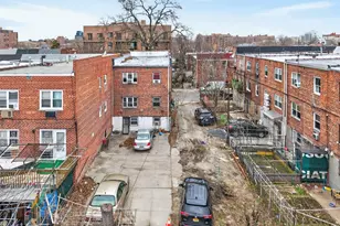 147-50 Barclay Ave, Flushing, NY 11355 - Photo 21