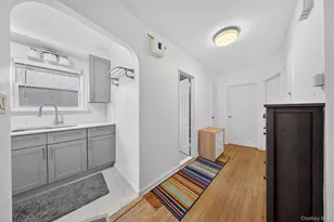 147-50 Barclay Ave, Flushing, NY 11355 - Photo 5