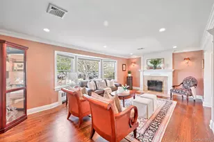 137 Weyford Terrace, Garden City, NY 11530 - Photo 7