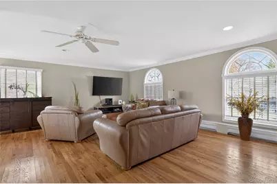 514 Kings Highway, Valley Cottage, NY 10989 - Photo 13