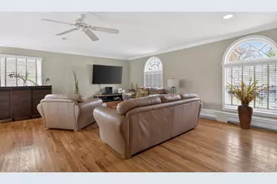 514 Kings Highway, Valley Cottage, NY 10989 - Photo 13