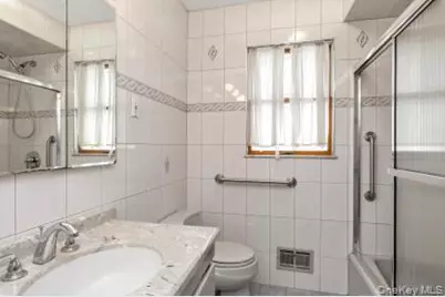 16615 67th Avenue, Fresh Meadows, NY 11365 - Photo 7