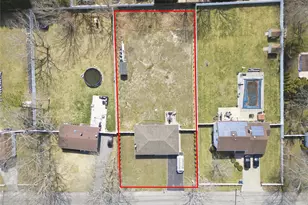 38 Pentmoor Dr, Mastic, NY 11950 - Photo 3