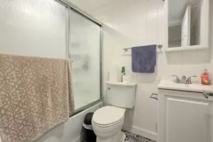 38 Pentmoor Dr, Mastic, NY 11950 - Photo 17