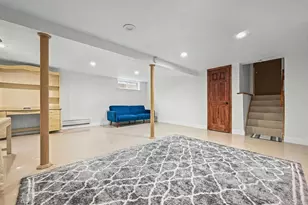 16 Tudor Rd, Hicksville, NY 11801 - Photo 23