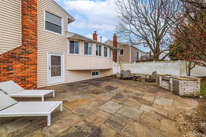 29 Donna Lane, Long Beach, NY 11561 - Photo 19