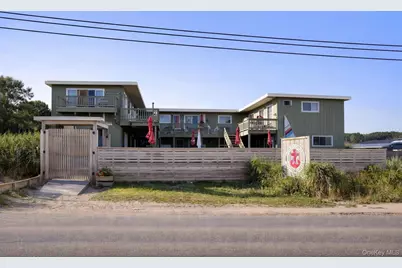 78 E Bayview Avenue #14, Ocean Beach, NY 11770 - Photo 1