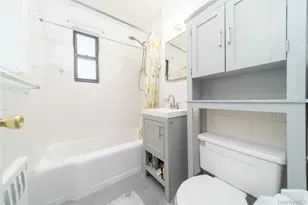 196-37 69th Ave, Fresh Meadows, NY 11365 - Photo 7