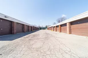 196-37 69th Ave, Fresh Meadows, NY 11365 - Photo 11