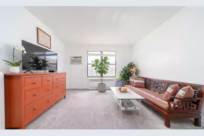 19637 69th Avenue #2F, Fresh Meadows, NY 11365 - Photo 3