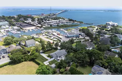 28 Alanson Lane, Hampton Bays, NY 11946 - Photo 31