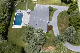 28 Alanson Ln, Hampton Bays, NY 11946 - Photo 27