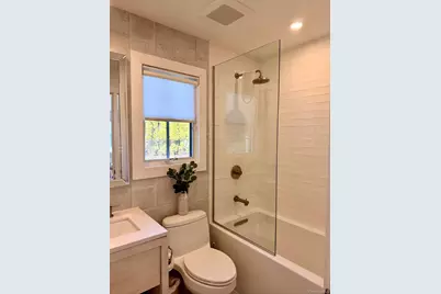 28 Alanson Lane, Hampton Bays, NY 11946 - Photo 13