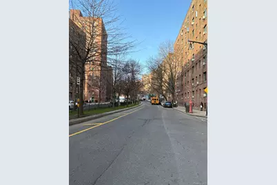 1591 Metropolitan Avenue #5I, Bronx, NY 10462 - Photo 3