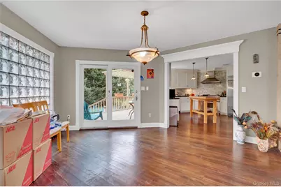 91 Laurel Drive, Massapequa Park, NY 11762 - Photo 25