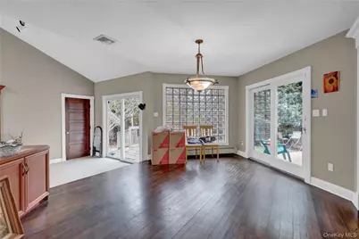 91 Laurel Drive, Massapequa Park, NY 11762 - Photo 19