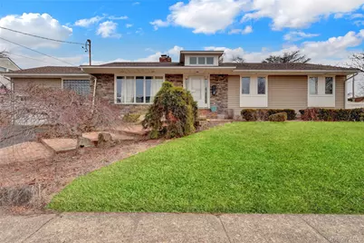 91 Laurel Drive, Massapequa Park, NY 11762 - Photo 3