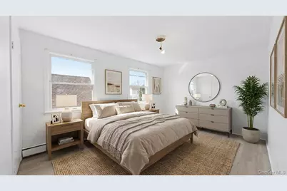 7 Everett Street, Valley Stream, NY 11580 - Photo 9