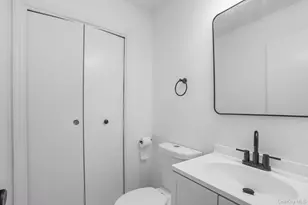 18 Spruce Ct, Fishkill, NY 12524 - Photo 9