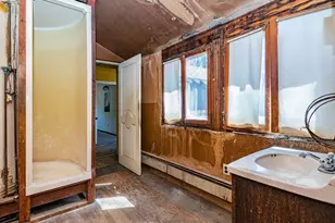 1425 Middle Neck Rd, Sands Point, NY 11050 - Photo 29