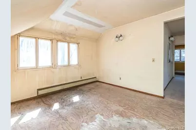 1425 Middle Neck Road, Sands Point, NY 11050 - Photo 25