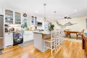 61 Atlantic Ave, Hampton Bays, NY 11946 - Photo 9