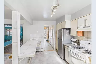 1256 Allerton Avenue, Bronx, NY 10469 - Photo 9