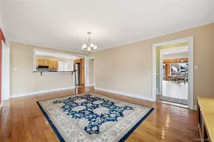 264 S Bayview Ave, Amityville, NY 11701 - Photo 15